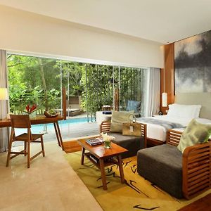 Lagoon Suite